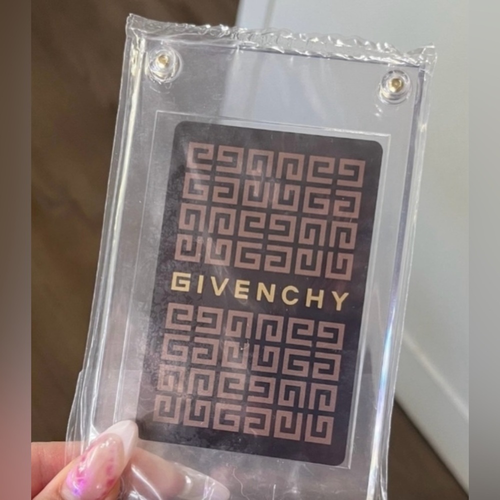 Givenchy 7 of diamonds playing card - Picture 2 of 3